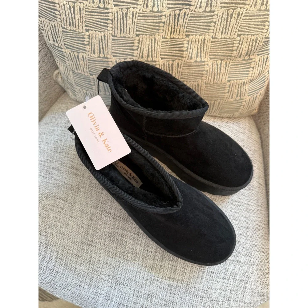 Olivia & Kate New York Womens Black Platform Mini‎ Boots Faux Fur Lined Size 6.5